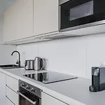 Blueground Zizkov New Build Student Prg-40 Appartement *